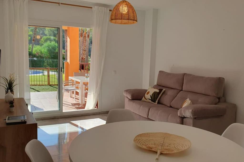 Apartment El Capricho De La Reserva De Con Wifi Gratis Marbella